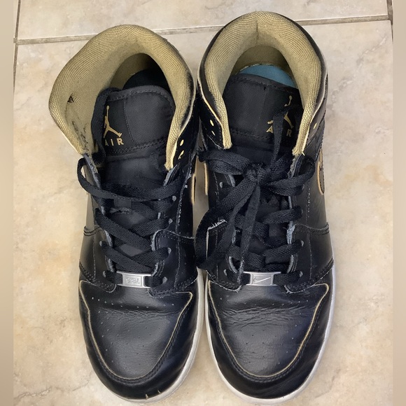 Air Jordan shoes🖤 - Picture 5 of 10